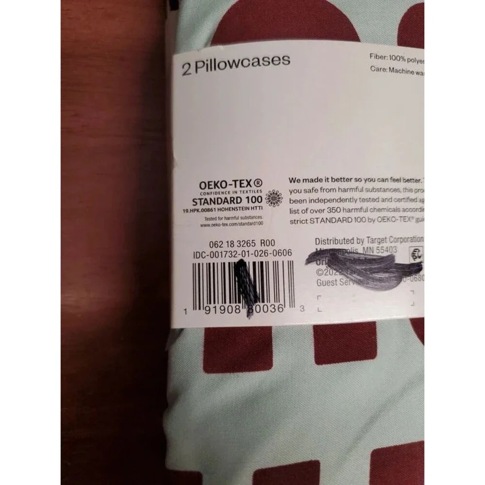 2 Pillowcases